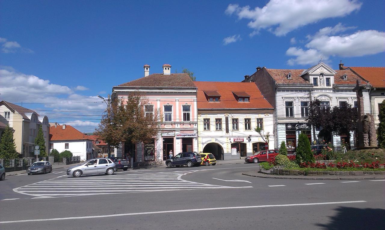 Bed and Breakfast Korona Panzio Odorheiu Secuiesc Exterior foto